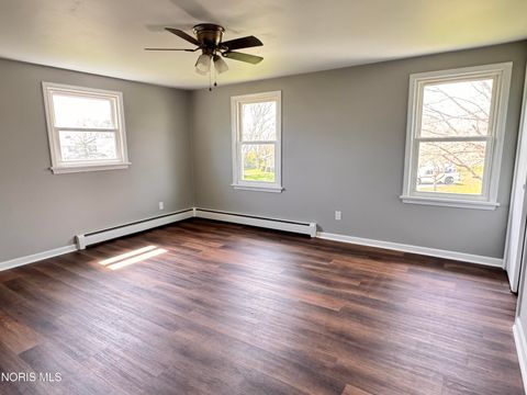 Tiny photo for 202 Huntington Drive, Bryan, OH 43506 (MLS # 10006543)