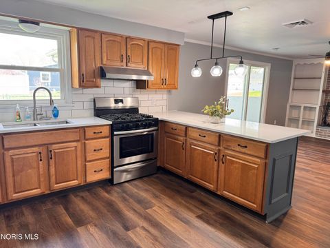 Tiny photo for 202 Huntington Drive, Bryan, OH 43506 (MLS # 10006543)