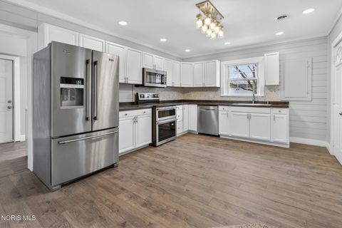 Tiny photo for 433 W Stevenson Street, Gibsonburg, OH 43431 (MLS # 10005567)