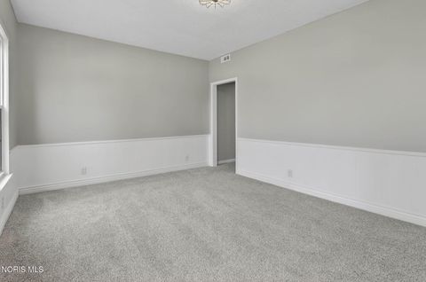 Tiny photo for 433 W Stevenson Street, Gibsonburg, OH 43431 (MLS # 10005567)