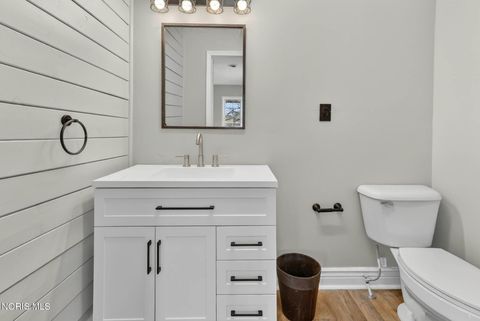 Tiny photo for 433 W Stevenson Street, Gibsonburg, OH 43431 (MLS # 10005567)