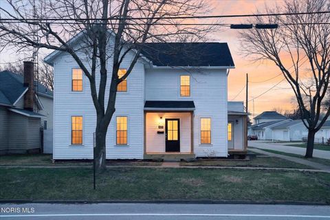 Tiny photo for 433 W Stevenson Street, Gibsonburg, OH 43431 (MLS # 10005567)