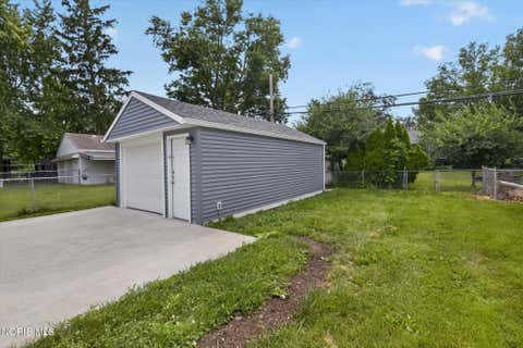 Tiny photo for 1734 Milroy Street, Toledo, OH 43605 (MLS # 10011417)