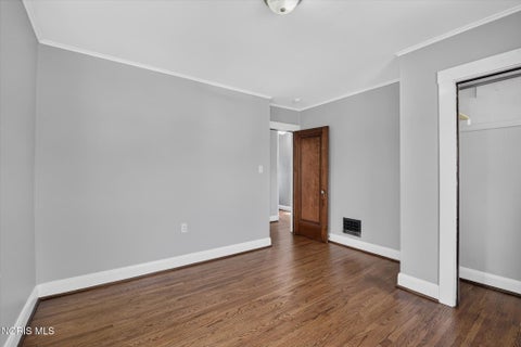 Tiny photo for 1734 Milroy Street, Toledo, OH 43605 (MLS # 10011417)