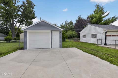 Tiny photo for 1734 Milroy Street, Toledo, OH 43605 (MLS # 10011417)