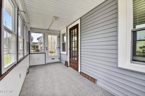 Tiny photo for 1734 Milroy Street, Toledo, OH 43605 (MLS # 10011417)