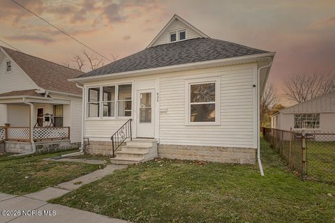 Photo of 933 Waverly Avenue, Toledo, OH 43607 (MLS # 10004455)