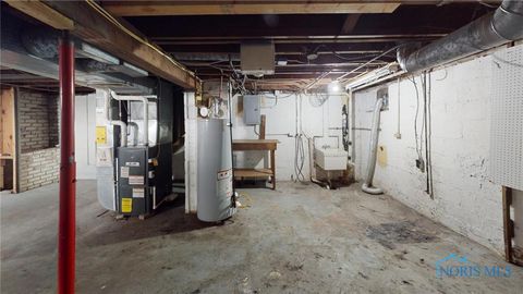 Tiny photo for 3941 Leybourn Avenue, Toledo, OH 43612 (MLS # 10006832)