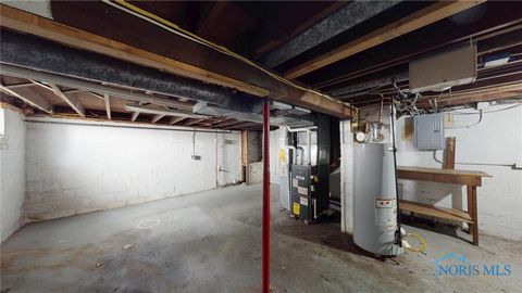 Tiny photo for 3941 Leybourn Avenue, Toledo, OH 43612 (MLS # 10006832)