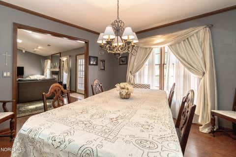 Tiny photo for 2049 Willowhill Lane, Toledo, OH 43615 (MLS # 10011002)