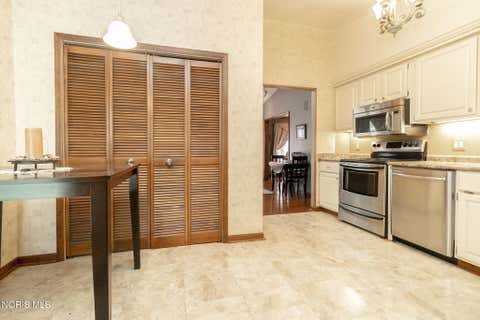 Tiny photo for 2049 Willowhill Lane, Toledo, OH 43615 (MLS # 10011002)