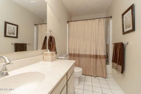 Tiny photo for 2049 Willowhill Lane, Toledo, OH 43615 (MLS # 10011002)