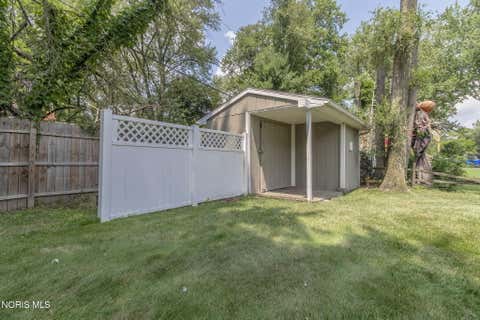 Tiny photo for 2049 Willowhill Lane, Toledo, OH 43615 (MLS # 10011002)