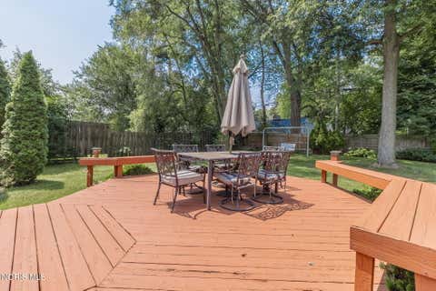 Tiny photo for 2049 Willowhill Lane, Toledo, OH 43615 (MLS # 10011002)