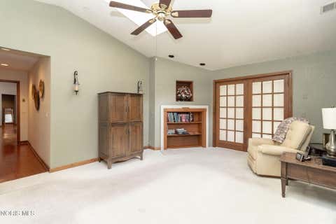 Tiny photo for 2049 Willowhill Lane, Toledo, OH 43615 (MLS # 10011002)