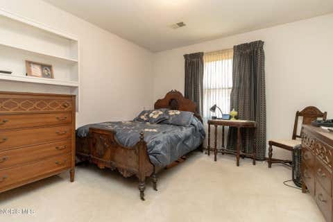 Tiny photo for 2049 Willowhill Lane, Toledo, OH 43615 (MLS # 10011002)