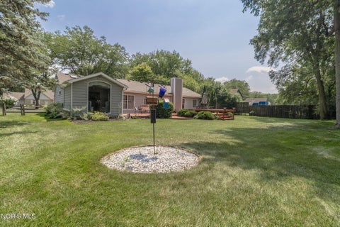 Tiny photo for 2049 Willowhill Lane, Toledo, OH 43615 (MLS # 10011002)