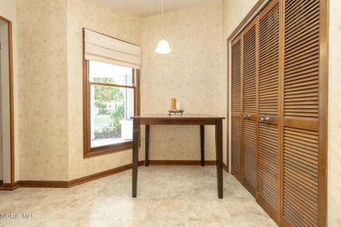 Tiny photo for 2049 Willowhill Lane, Toledo, OH 43615 (MLS # 10011002)