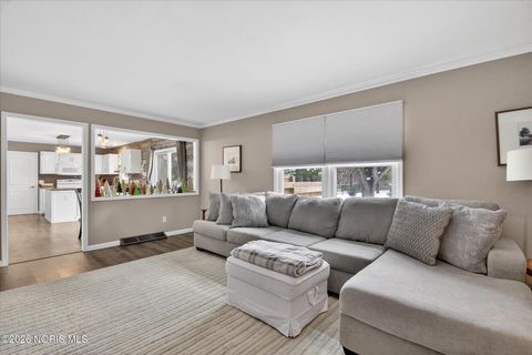 Tiny photo for 6755 Cloister Court, Toledo, OH 43617 (MLS # 10003727)