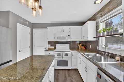 Tiny photo for 6755 Cloister Court, Toledo, OH 43617 (MLS # 10003727)