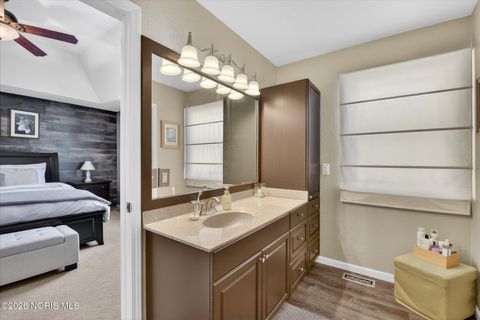 Tiny photo for 6755 Cloister Court, Toledo, OH 43617 (MLS # 10003727)