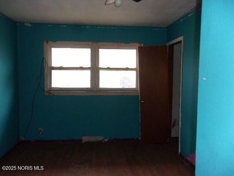 Tiny photo for 107 S Frazier Street, North Baltimore, OH 45872 (MLS # 10002576)