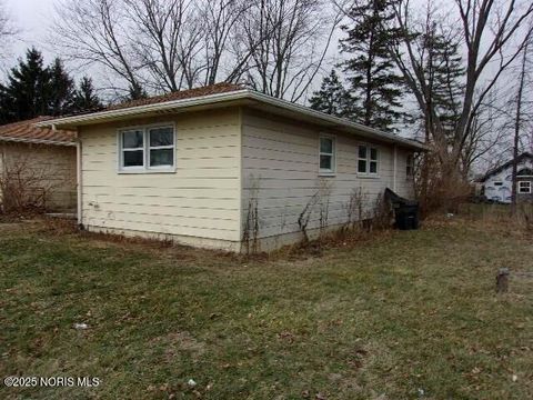 Tiny photo for 107 S Frazier Street, North Baltimore, OH 45872 (MLS # 10002576)