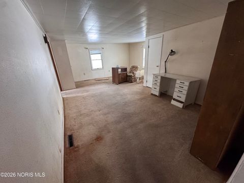 Tiny photo for 224 Sackett Street, Maumee, OH 43537 (MLS # 10003720)