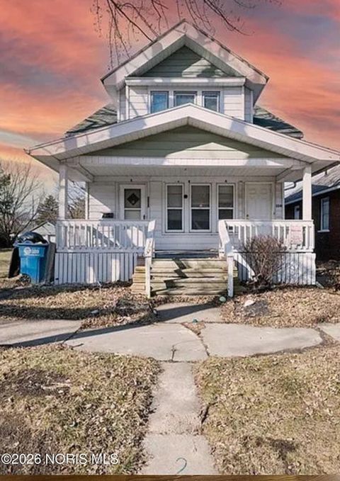 Photo of 3241 Warsaw Street, Toledo, OH 43608 (MLS # 10003508)