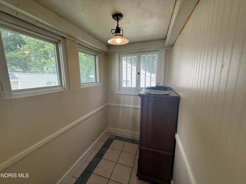 Tiny photo for 3758 Lockwood Avenue, Toledo, OH 43612 (MLS # 10011707)