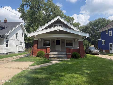 Photo of 3758 Lockwood Avenue, Toledo, OH 43612 (MLS # 10011707)