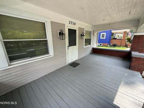 Tiny photo for 3758 Lockwood Avenue, Toledo, OH 43612 (MLS # 10011707)