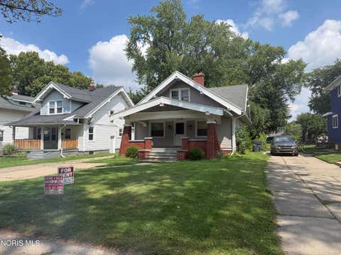 Tiny photo for 3758 Lockwood Avenue, Toledo, OH 43612 (MLS # 10011707)