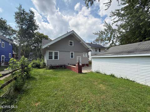 Tiny photo for 3758 Lockwood Avenue, Toledo, OH 43612 (MLS # 10011707)