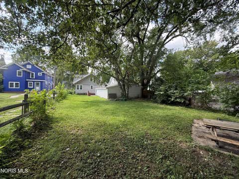Tiny photo for 3758 Lockwood Avenue, Toledo, OH 43612 (MLS # 10011707)