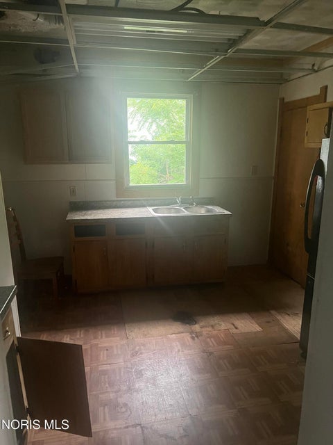 Tiny photo for 1715 Oakwood Avenue, Toledo, OH 43607 (MLS # 10012542)