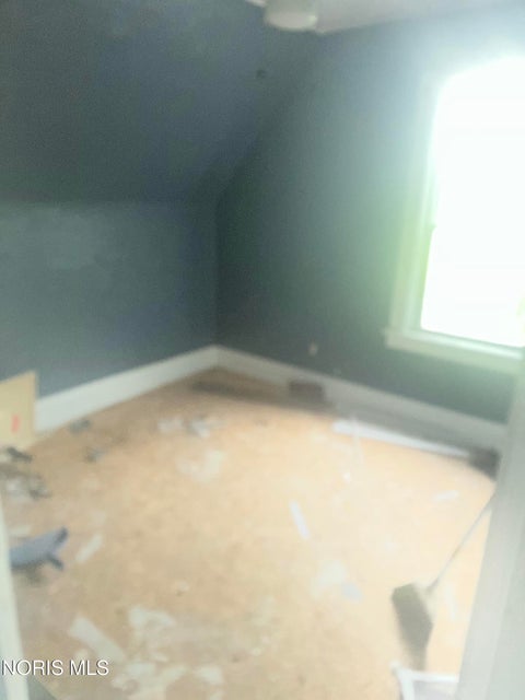 Tiny photo for 1715 Oakwood Avenue, Toledo, OH 43607 (MLS # 10012542)