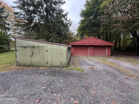 Tiny photo for 10050 Salisbury Road, Monclova, OH 43542 (MLS # 10014766)