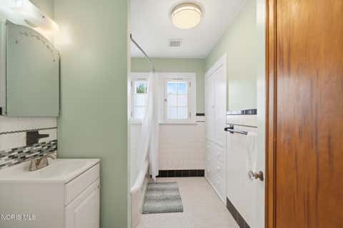Tiny photo for 3025 Sherbrooke Road, Toledo, OH 43606 (MLS # 10009680)