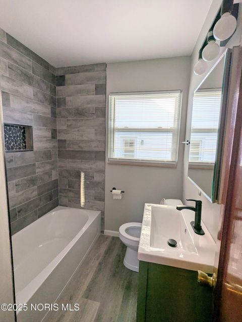 Tiny photo for 3133 Glencairn Avenue, Toledo, OH 43614 (MLS # 10000297)