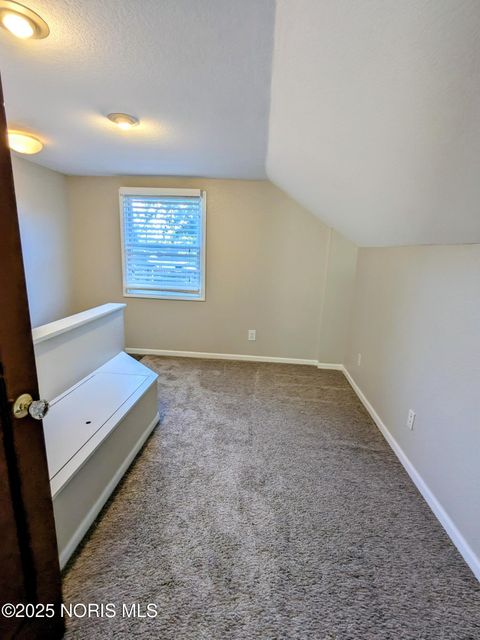 Tiny photo for 3133 Glencairn Avenue, Toledo, OH 43614 (MLS # 10000297)
