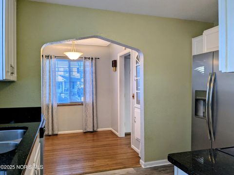 Tiny photo for 3133 Glencairn Avenue, Toledo, OH 43614 (MLS # 10000297)