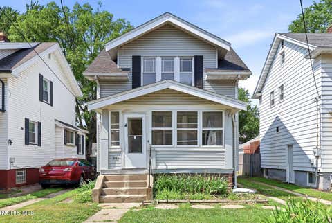 Tiny photo for 2008 Mansfield Road, Toledo, OH 43613 (MLS # 10009084)