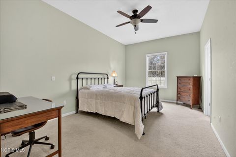 Tiny photo for 4 Bent Creek Crossing, Sylvania, OH 43560 (MLS # 10007547)