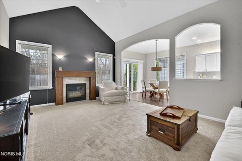 Tiny photo for 4 Bent Creek Crossing, Sylvania, OH 43560 (MLS # 10007547)