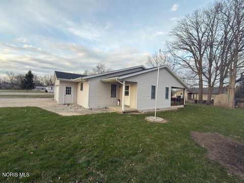 Tiny photo for 930 Indianola Avenue, Montpelier, OH 43543 (MLS # 10005558)