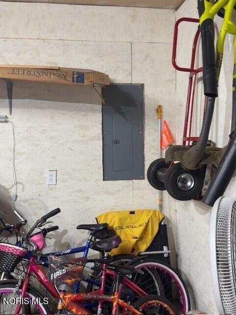 Tiny photo for 930 Indianola Avenue, Montpelier, OH 43543 (MLS # 10005558)