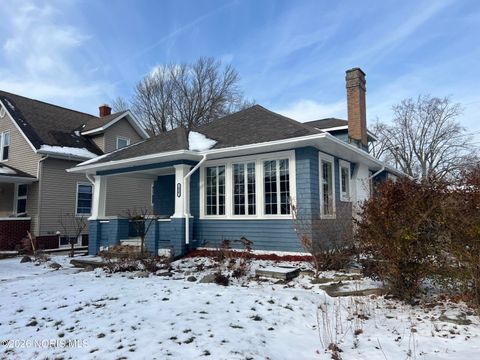 Tiny photo for 620 W North Street, Fostoria, OH 44830 (MLS # 10002862)
