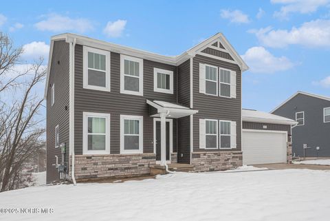 Photo of 1384 Clairmont Avenue, Napoleon, OH 43545 (MLS # 10002372)