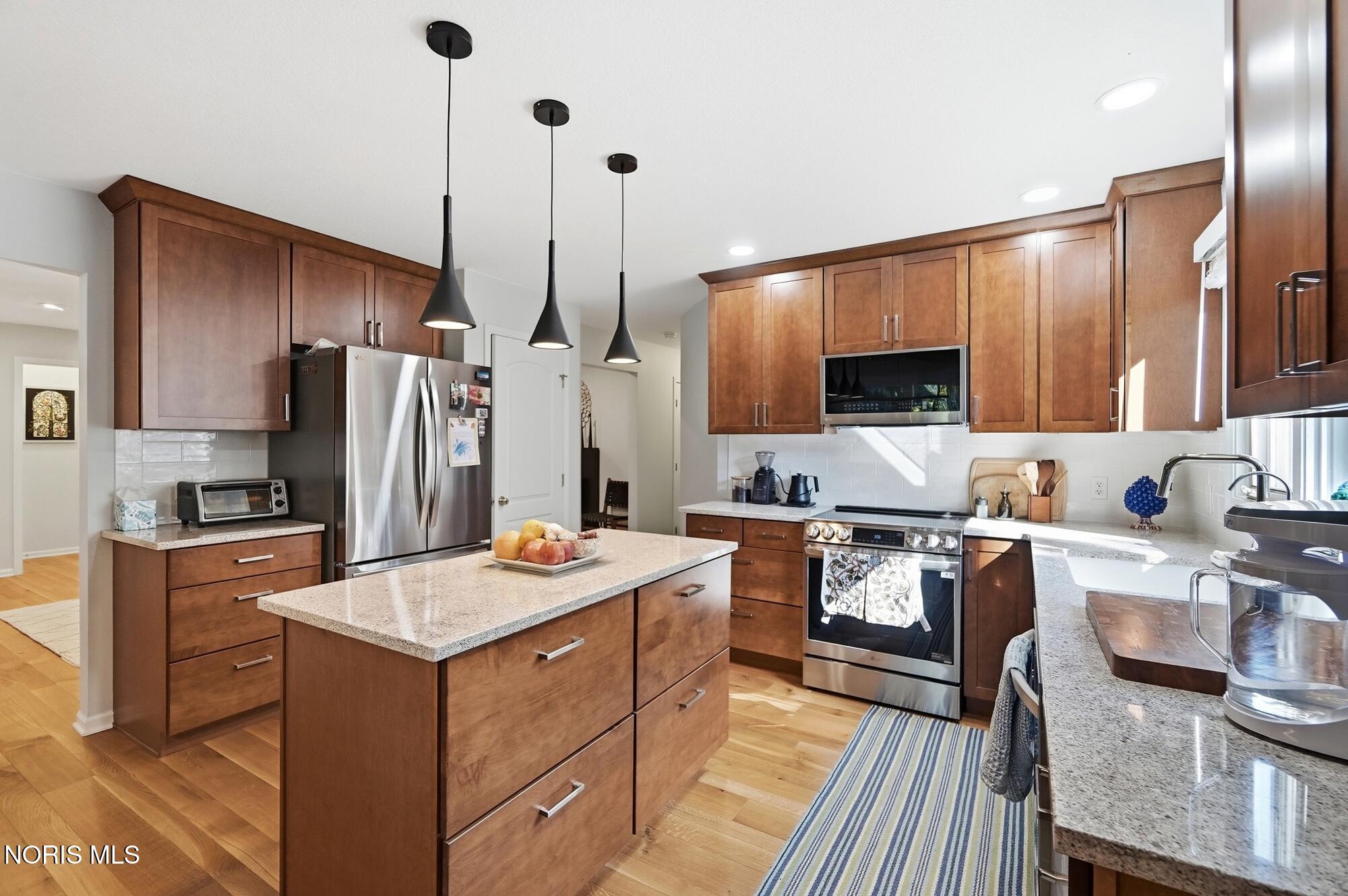 4 Shenandoah Circle